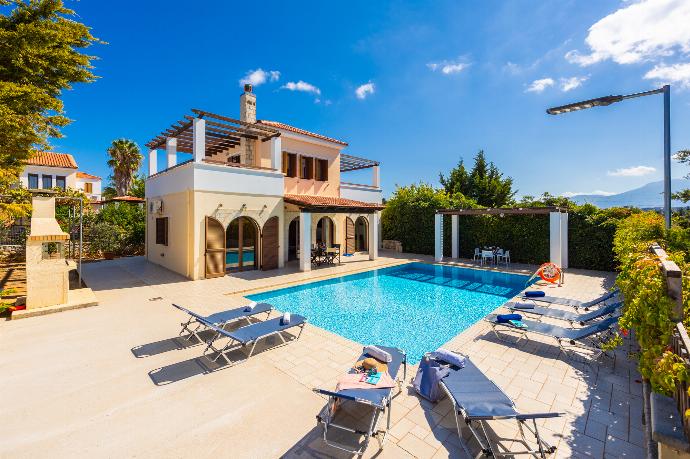 Beautiful villa with private pool and terrace . - Villa Nikolas . (Photo Gallery) }}