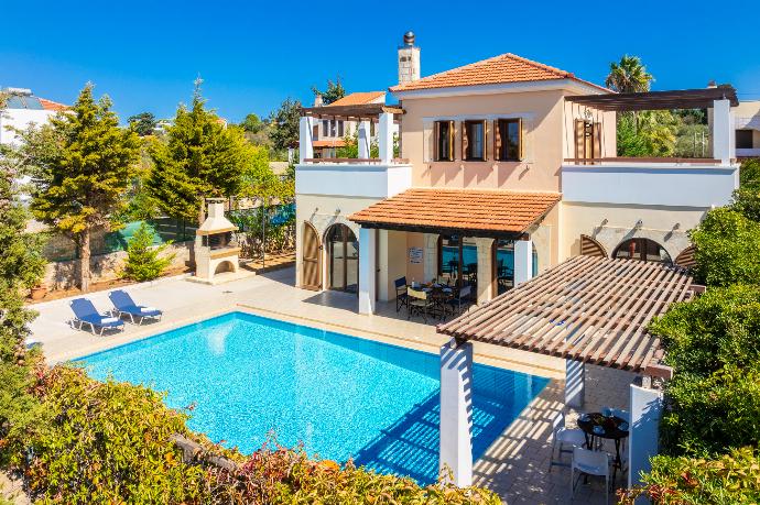 Beautiful villa with private pool and terrace . - Villa Nikolas . (Photo Gallery) }}