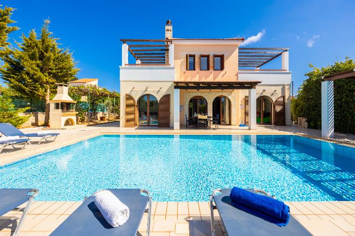 Beautiful villa with private pool and terrace . - Villa Nikolas . (Photo Gallery) }}