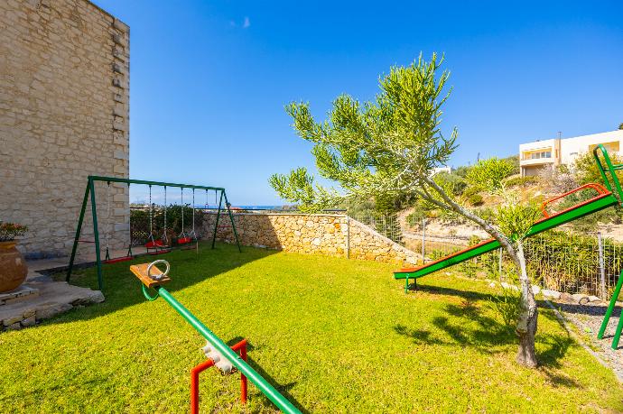 Play area . - Villa Hara Faragi . (Photo Gallery) }}