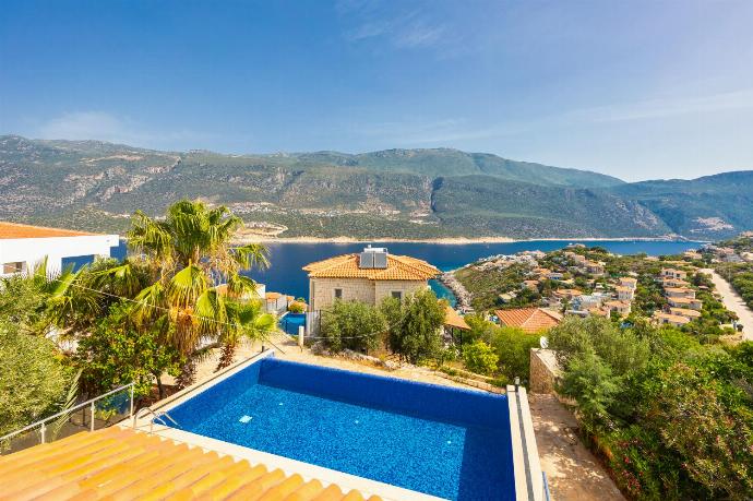 Private pool and terrace with sea views . - Villa Erdem . (Photo Gallery) }}