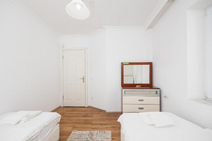 Twin bedroom with A/C . - Villa Erdem . (Photo Gallery) }}