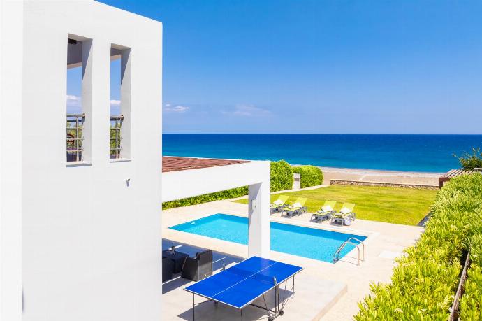 ,Beautiful villa with private pool, terrace, and garden with panoramic sea views . - Villa Tsampikos . (Photo Gallery) }}