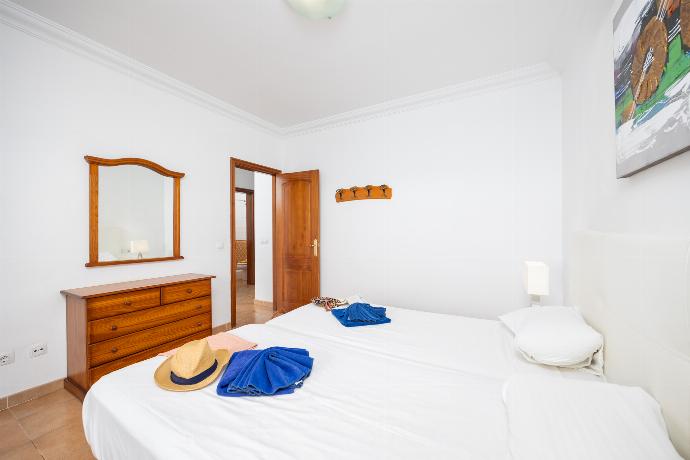 Twin bedroom with A/C . - Villa Costa Papagayo 6 . (Photo Gallery) }}