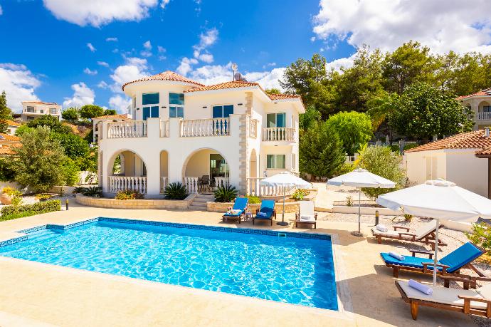 ,Beautiful villa with private pool and terrace with sea views . - Villa Komissa . (Photo Gallery) }}