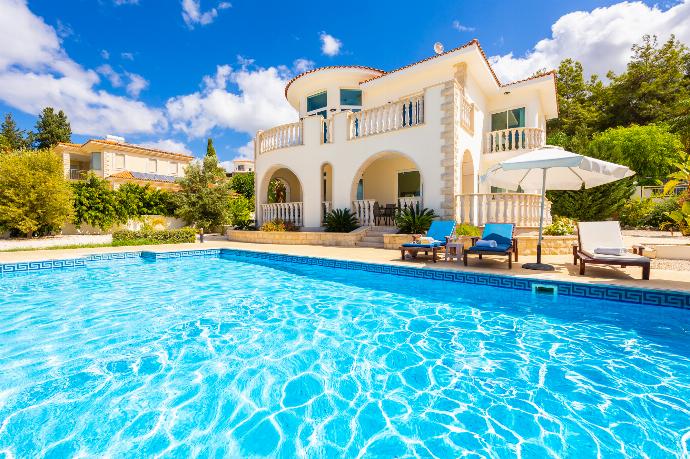 Beautiful villa with private pool and terrace with sea views . - Villa Komissa . (Photo Gallery) }}