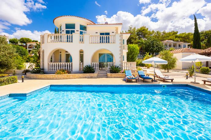 Beautiful villa with private pool and terrace with sea views . - Villa Komissa . (Photo Gallery) }}