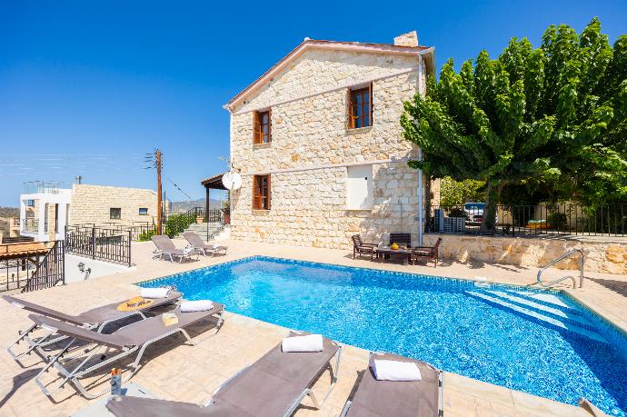 ,Beautiful villa with private pool and terrace with sea views . - Villa Irene Palace . (Galerie de photos) }}