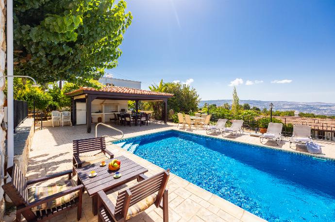 Beautiful villa with private pool and terrace with sea views . - Villa Irene Palace . (Galleria fotografica) }}