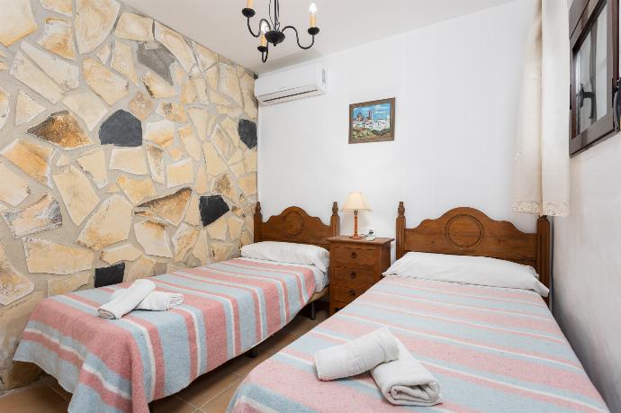 Twin bedroom with A/C . - Villa Benizan . (Photo Gallery) }}