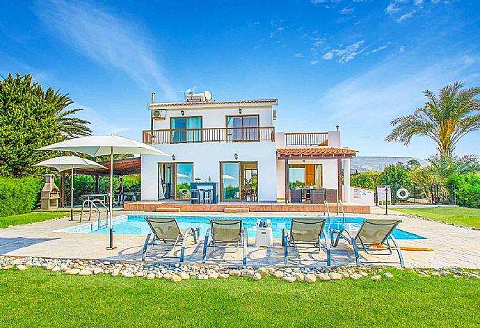Blue Bay Villa Dimitris