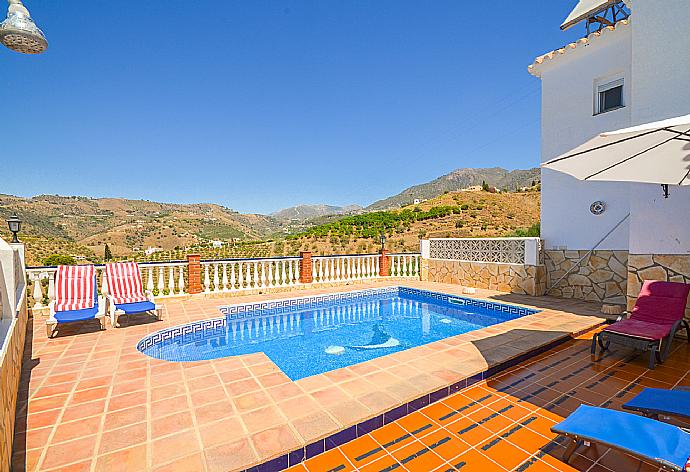 Private pool and terrace with panoramic views . - Villa Ana y Garcia . (Photo Gallery) }}