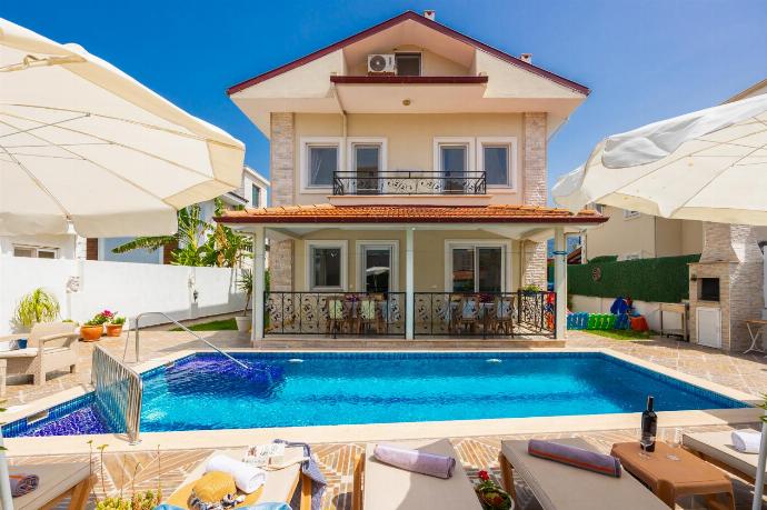,Beautiful villa with private pool and terrace . - Villa Heyday . (Галерея фотографий) }}