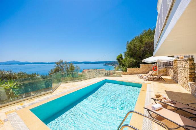 ,Beautiful villa with private pool and terrace with panoramic sea views . - Villa Sunrise . (Photo Gallery) }}