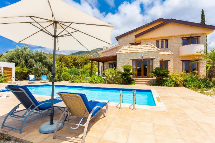 Beautiful villa with private pool, terrace, and garden with sea views . - Villa Erato . (Photo Gallery) }}