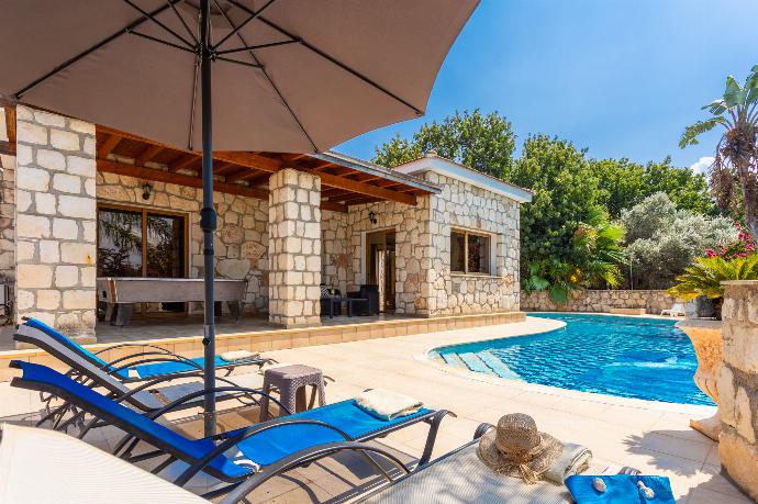 Beautiful villa with private pool and terrace . - Villa Windmill . (Photo Gallery) }}