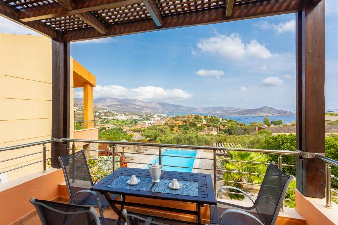 Balcony with sea views . - Villa Glan Y Mor . (Photo Gallery) }}