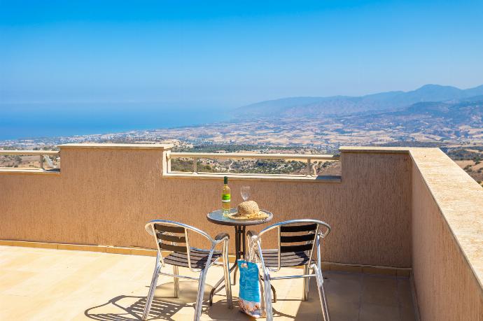 Roof terrace area with sea views . - Villa Panorama Tria . (Photo Gallery) }}