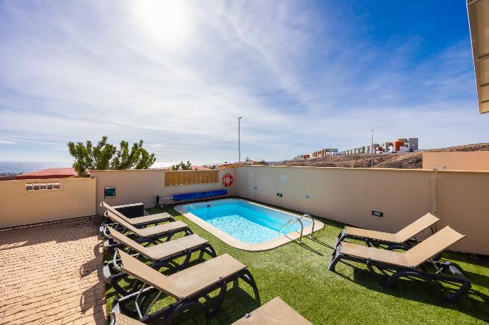 Pool and terrace with sea views . - Villa Mariposas Caleta . (Photo Gallery) }}