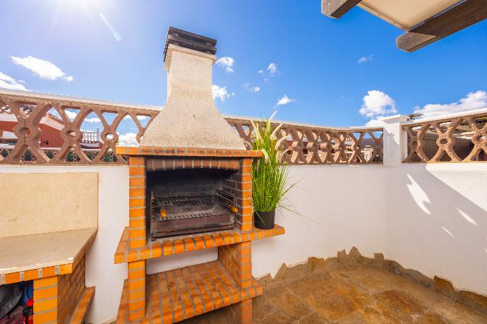 BBQ area . - Villa Thomas . (Photo Gallery) }}