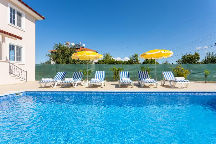 Private pool and terrace . - Villa Corals . (Photo Gallery) }}