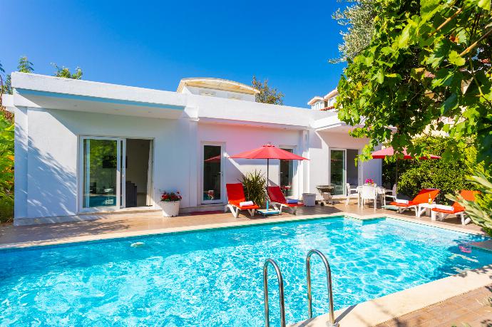 ,Beautiful villa with private pool and terrace . - Villa Casa Mia . (Photo Gallery) }}