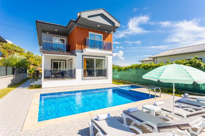 Beautiful villa with private pool and terrace . - Villa Sasha 1 . (Photo Gallery) }}
