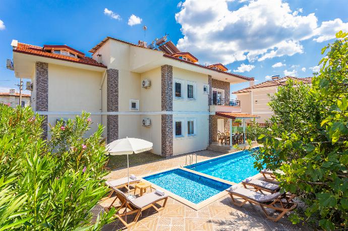 Beautiful villa with private pool and terrace . - Villa Kaya 2 . (Photo Gallery) }}