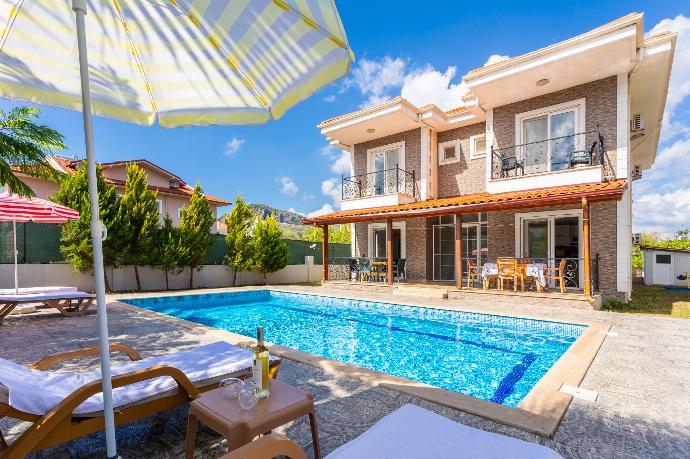 Beautiful villa with private pool and terrace . - Villa Magnolia . (Photo Gallery) }}