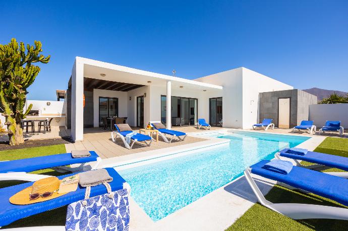 ,Beautiful villa with private pool and terrace . - Villa Aurora . (Photo Gallery) }}