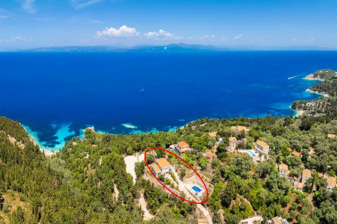 Aerial view showing location of villa . - Villa Ariadne . (Photo Gallery) }}