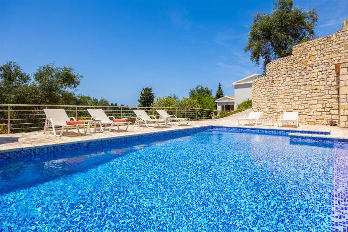 Beautiful villa with private pool, terraces, and garden with panoramic sea views . - Villa Ariadne . (Photo Gallery) }}