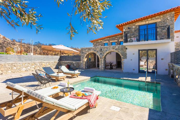 ,Beautiful villa with private pool and terrace . - La Casa Di Pietre 1 . (Photo Gallery) }}