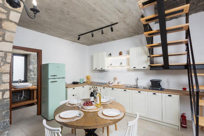 Equipped kitchen . - La Casa Di Pietre 3 . (Photo Gallery) }}