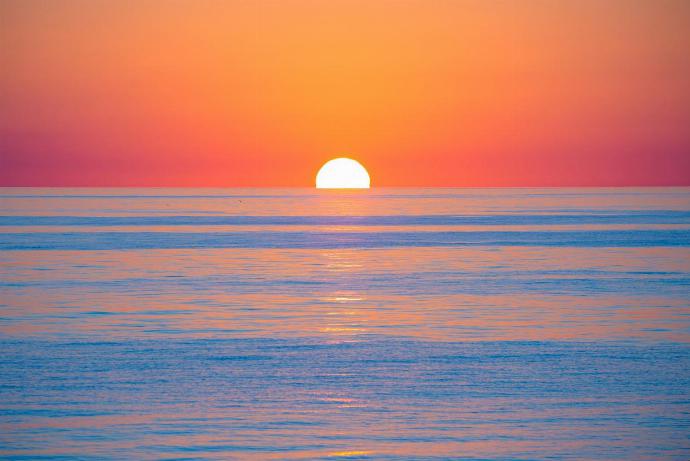 Costa del Sol sunset . - Villa Bonifacio . (Photo Gallery) }}