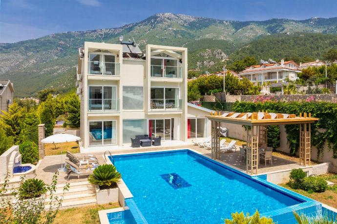 Beautiful villa with private pool and terrace . - Villa Premium F . (Photo Gallery) }}