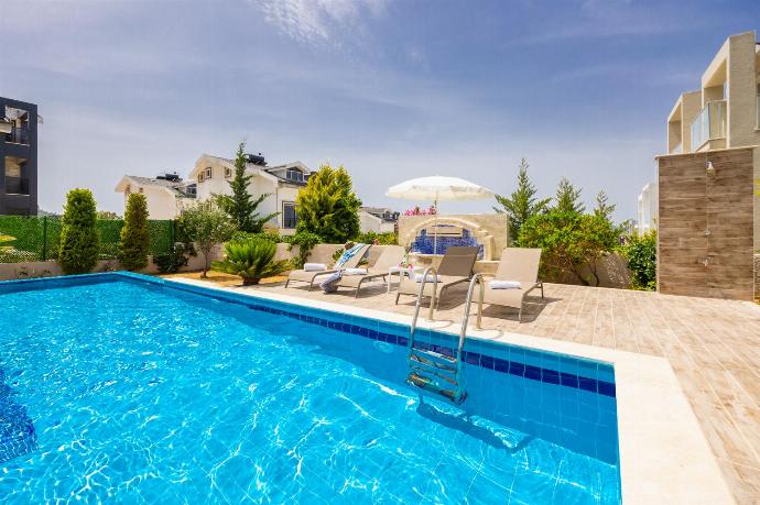 Private pool and terrace . - Villa Premium F . (Photo Gallery) }}