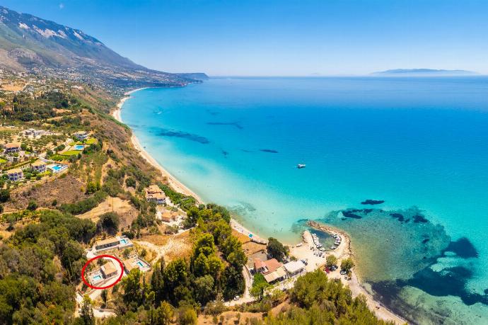 Aerial view showing location of Villa Sia . - Villa Sia . (Fotogalerie) }}