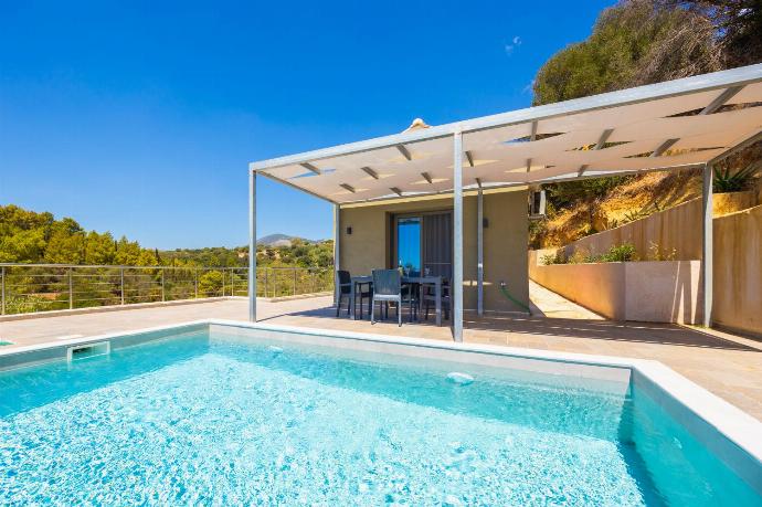 Beautiful villa with private pool and terrace with sea views . - Villa Angela . (Galerie de photos) }}