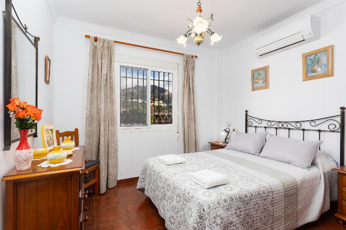 Double bedroom with A/C . - Villa Conchi Frigiliana . (Photo Gallery) }}