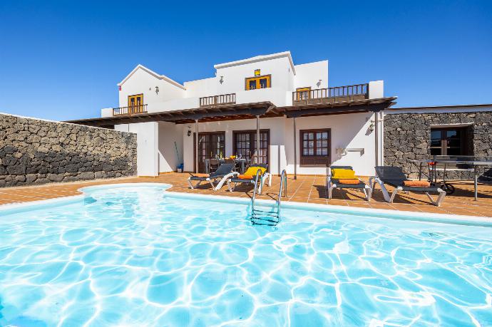 Beautiful villa with private pool and terrace . - Villa Salar . (Photo Gallery) }}