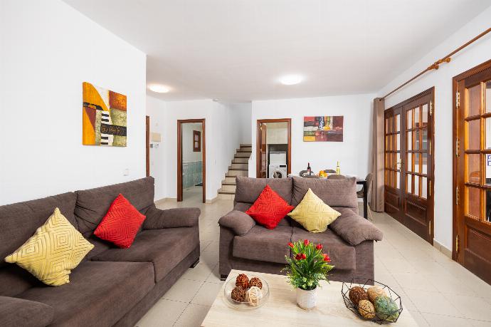 Living room with sofas, dining area, WiFi internet, and TV . - Villa Blanca . (Photo Gallery) }}