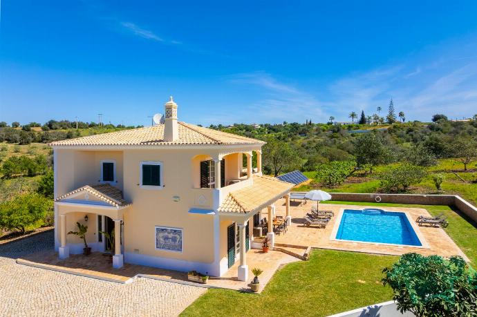 Beautiful villa with private pool and terrace . - Quinta Monte dos Avos . (Photo Gallery) }}