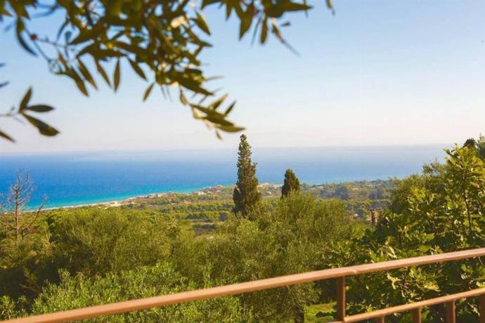 Panoramic views . - Villa Aloni . (Photo Gallery) }}