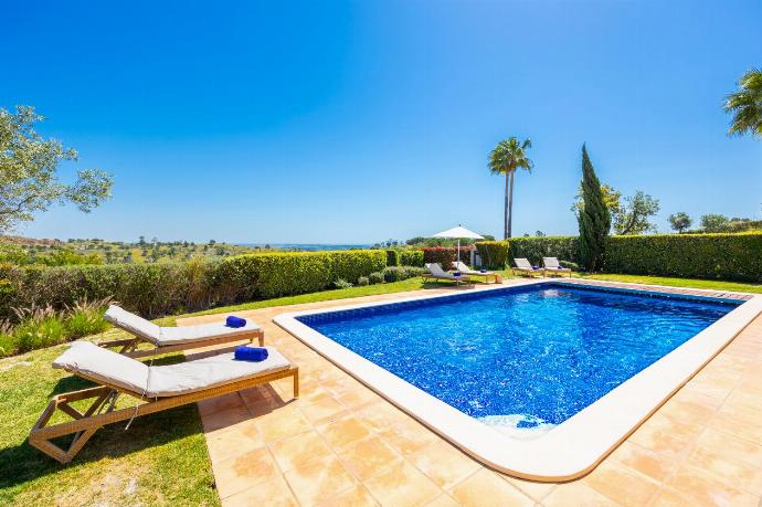 Private pool and terrace . - Villa Monte Rei . (Photo Gallery) }}