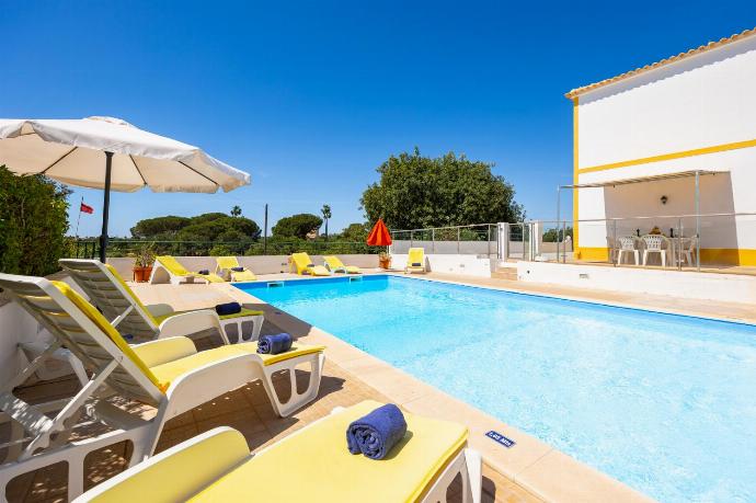 Beautiful villa with private pool, terrace, and garden . - Villa Sol Nascente . (Photo Gallery) }}