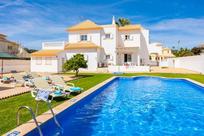 ,Beautiful villa with private pool and terrace . - Villa Marlene . (Photo Gallery) }}