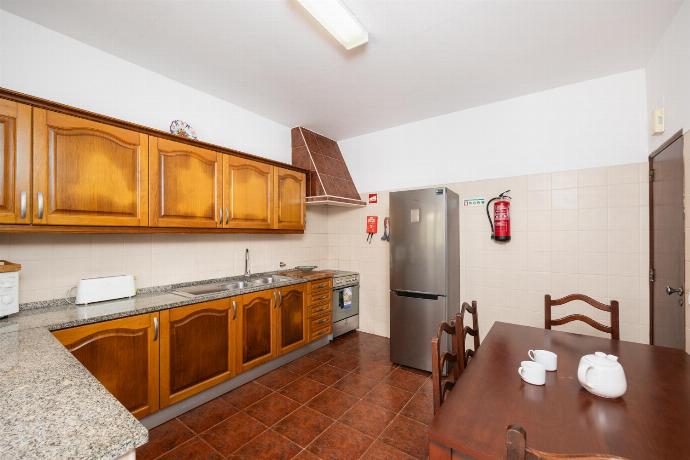 Equipped kitchen . - Casa Sao Jose . (Photo Gallery) }}