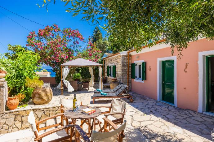 ,Beautiful cottage with private terrace and sea views . - Levrecchio Beach Cottage . (Photo Gallery) }}