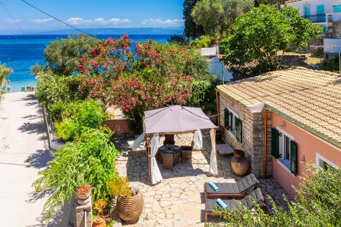 Beautiful cottage with private terrace and sea views . - Levrecchio Beach Cottage . (Photo Gallery) }}